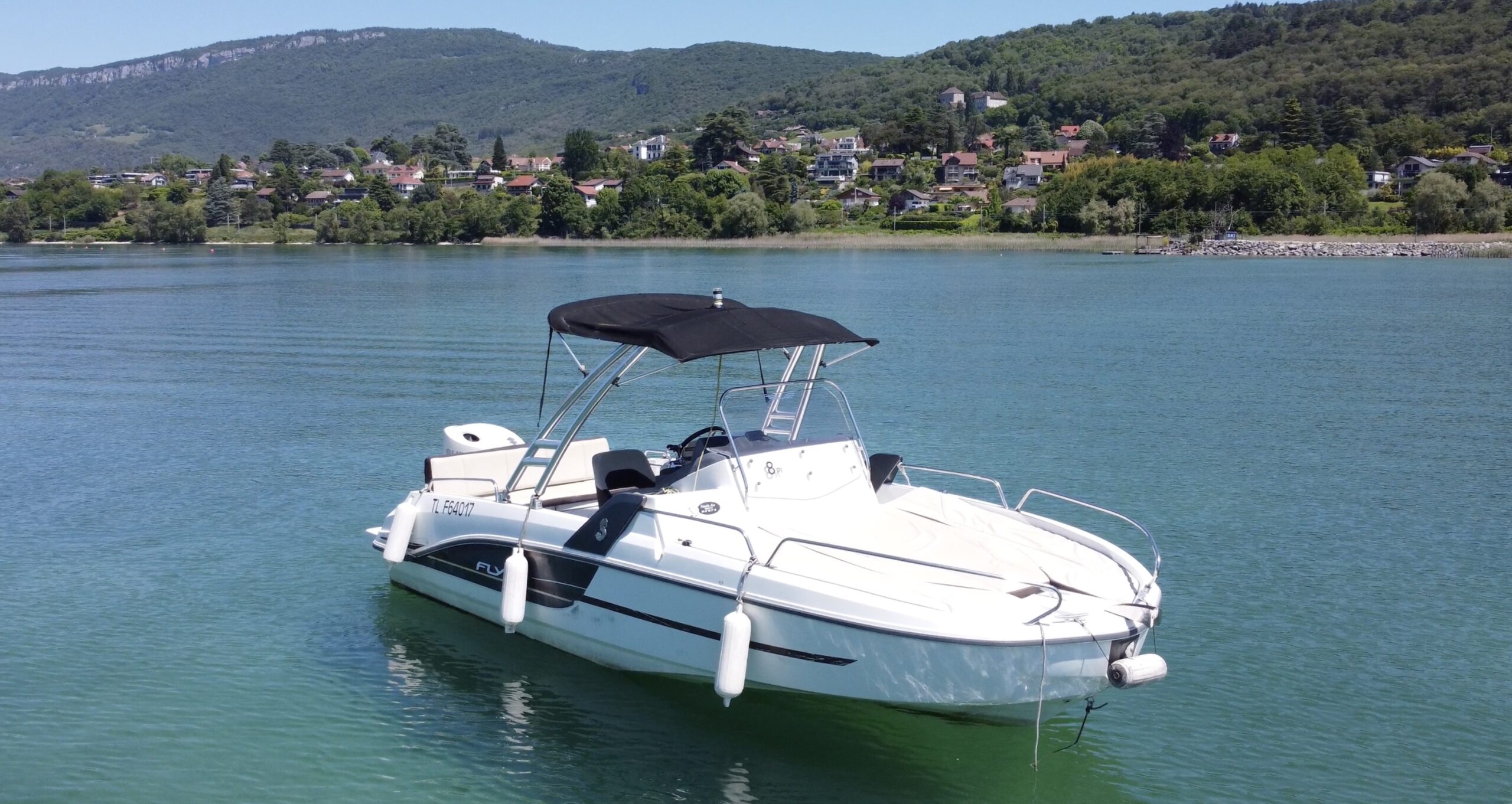 B&eacute;n&eacute;teau Sundeck